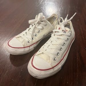 Converse all stars size 7 women’s